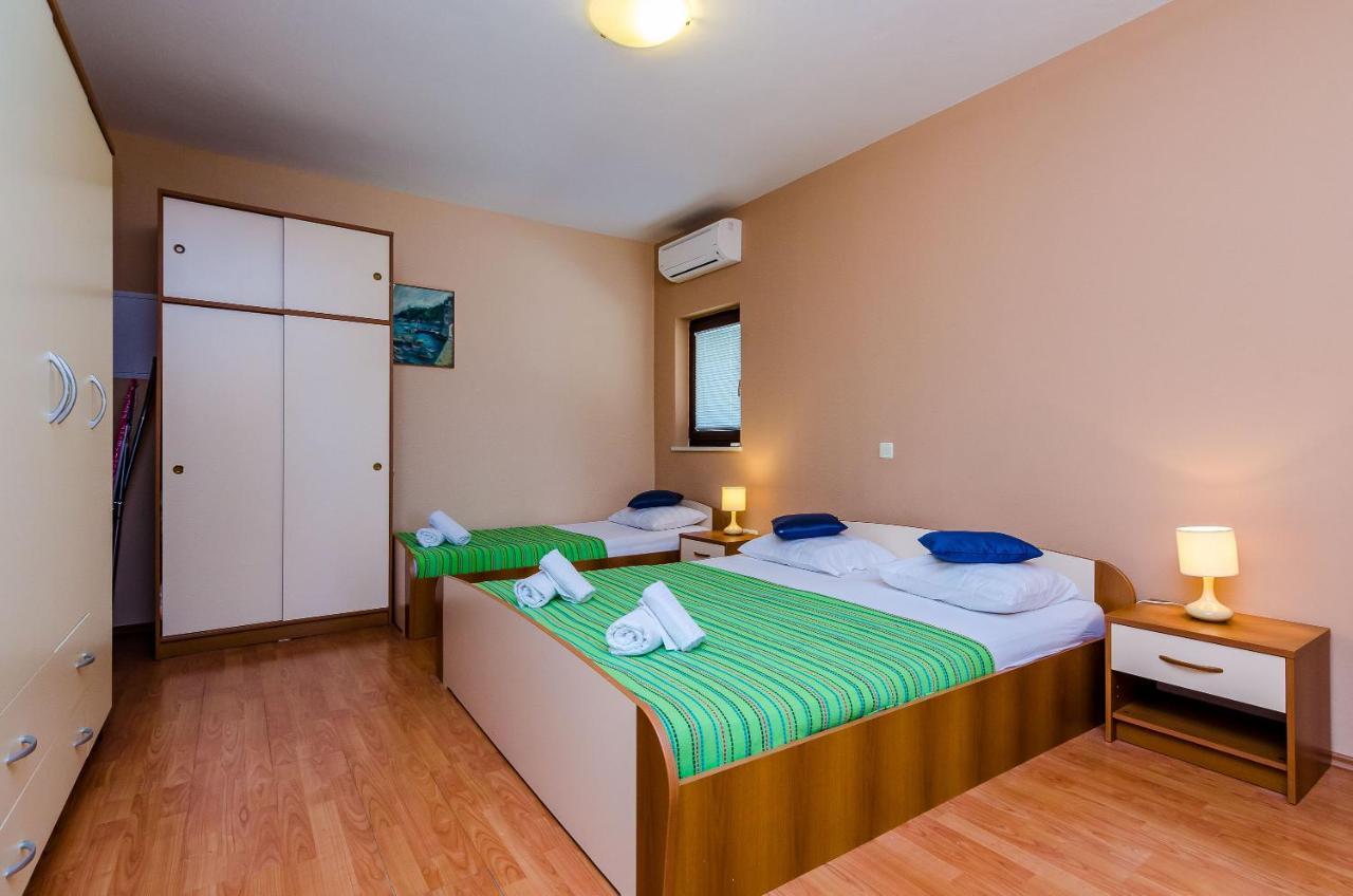 Apartments Kanjuo By The Sea 米利尼 外观 照片